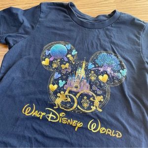 🟢3/$15 50th Anniversary Disney World T-shirt